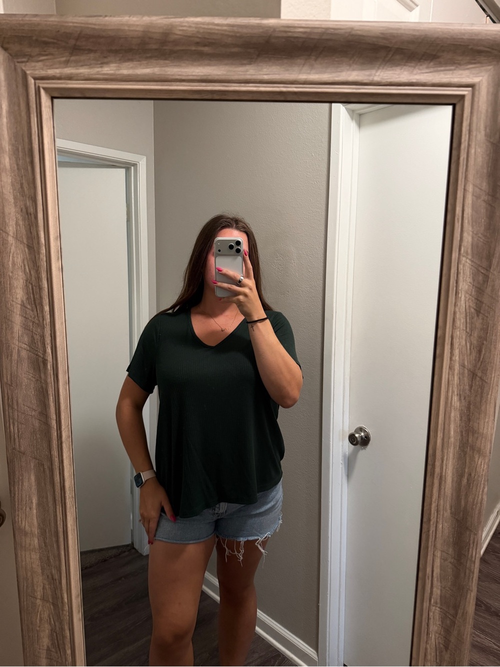 Old Navy V-Neck Short Sleeve Top in Deep Green